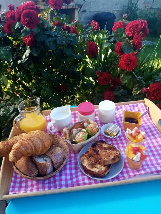 O Douceurs Sucrees Cabourg Bed and Breakfast Εξωτερικό φωτογραφία