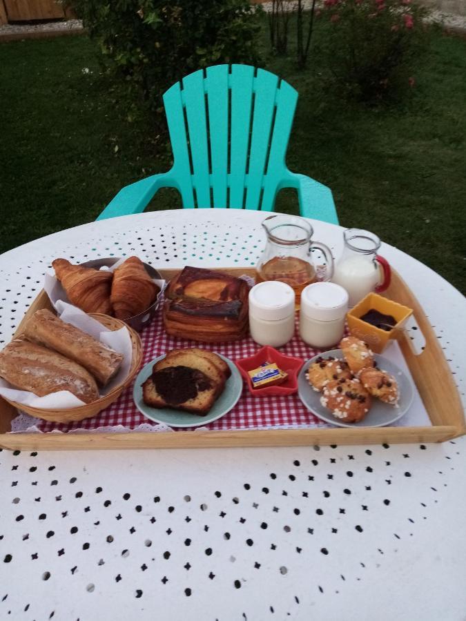 O Douceurs Sucrees Cabourg Bed and Breakfast Εξωτερικό φωτογραφία